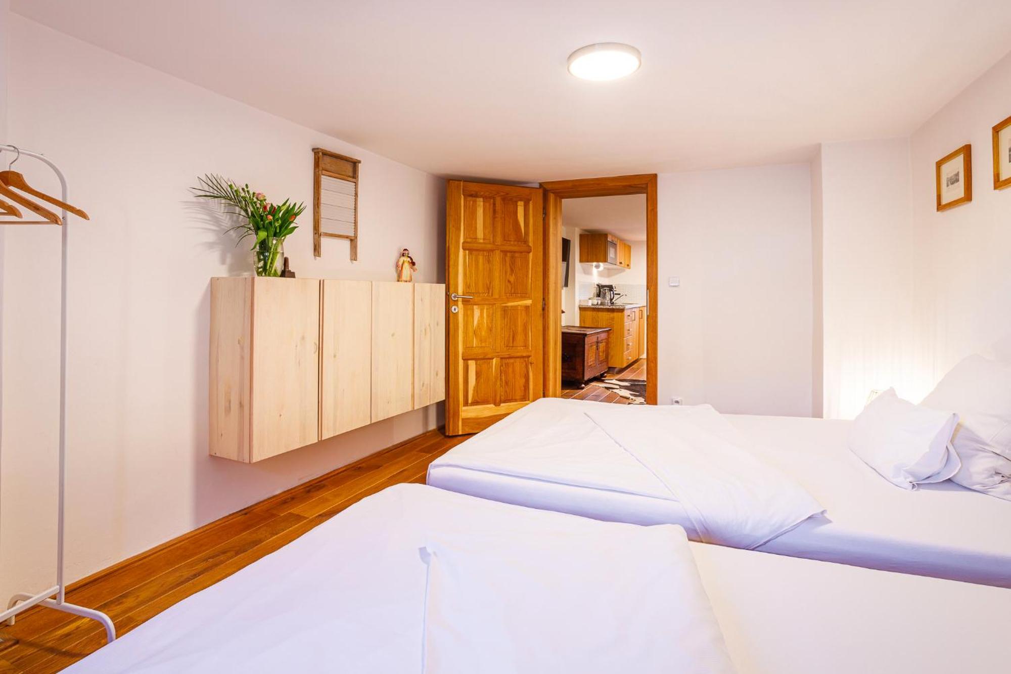 Apartments No.59 Loket Exterior foto
