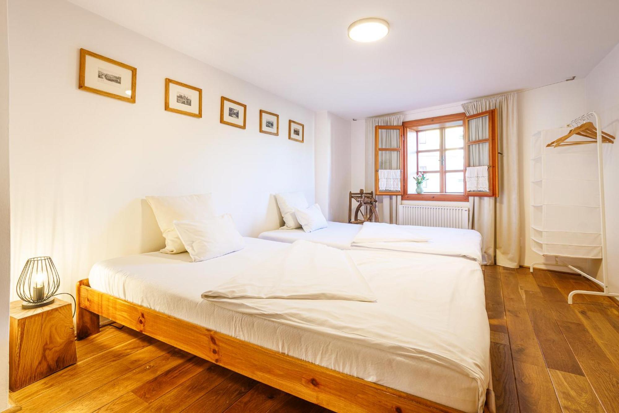 Apartments No.59 Loket Exterior foto